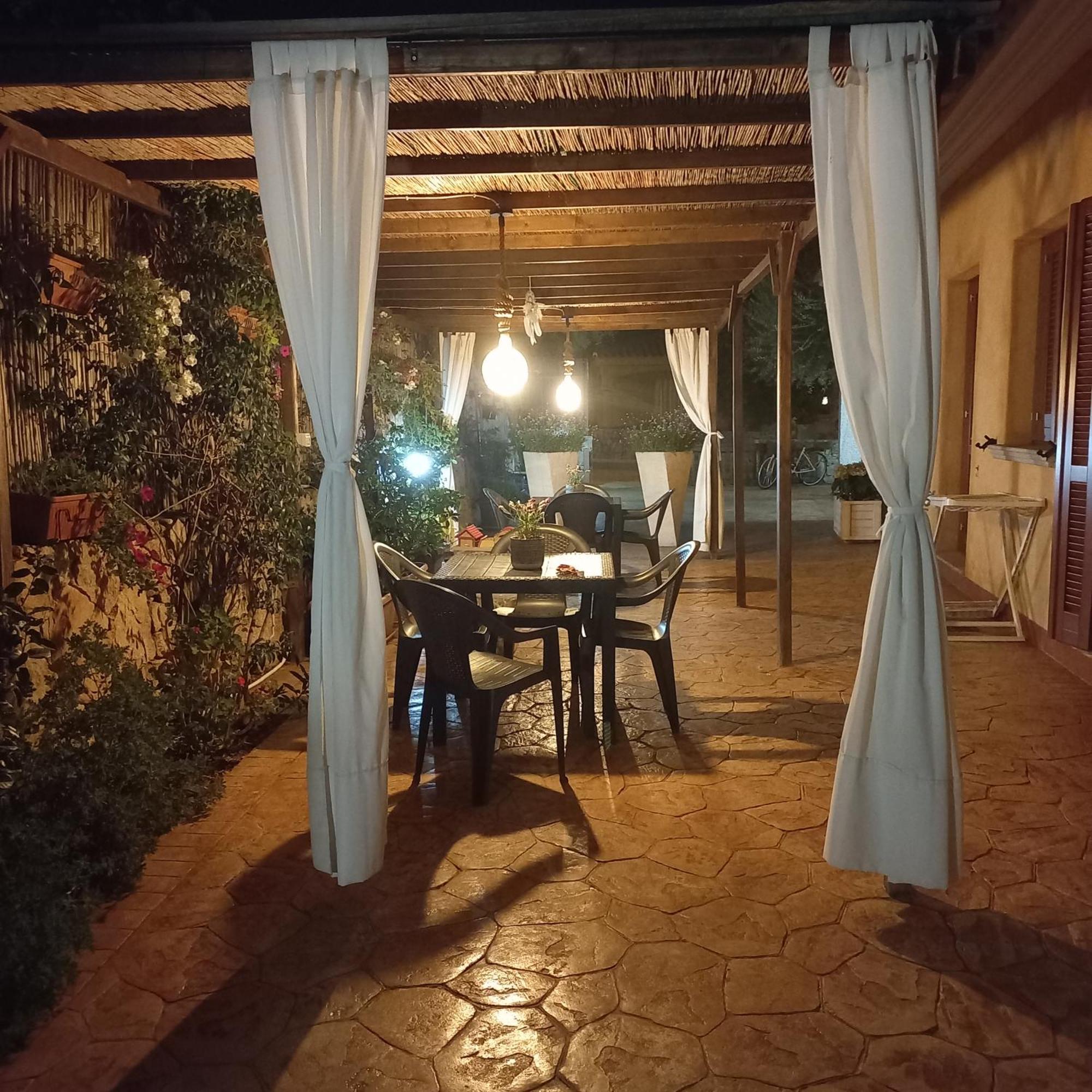 Affittacamere B&B Il Fiore Посада Экстерьер фото